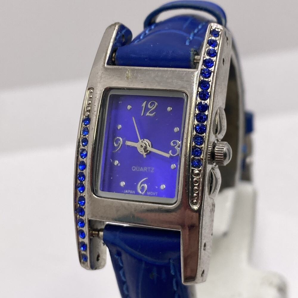 Avon Womens Vintage Watch Works New Battery